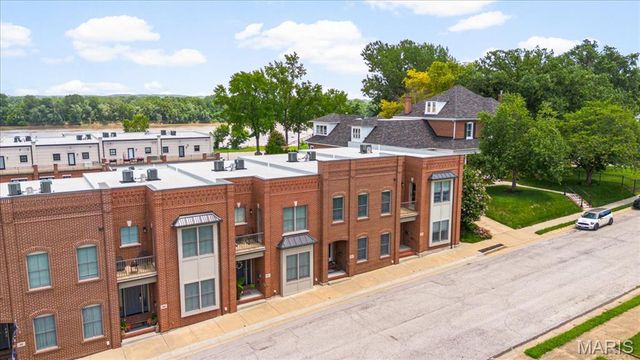 107 E Main Street, Washington, MO 63090