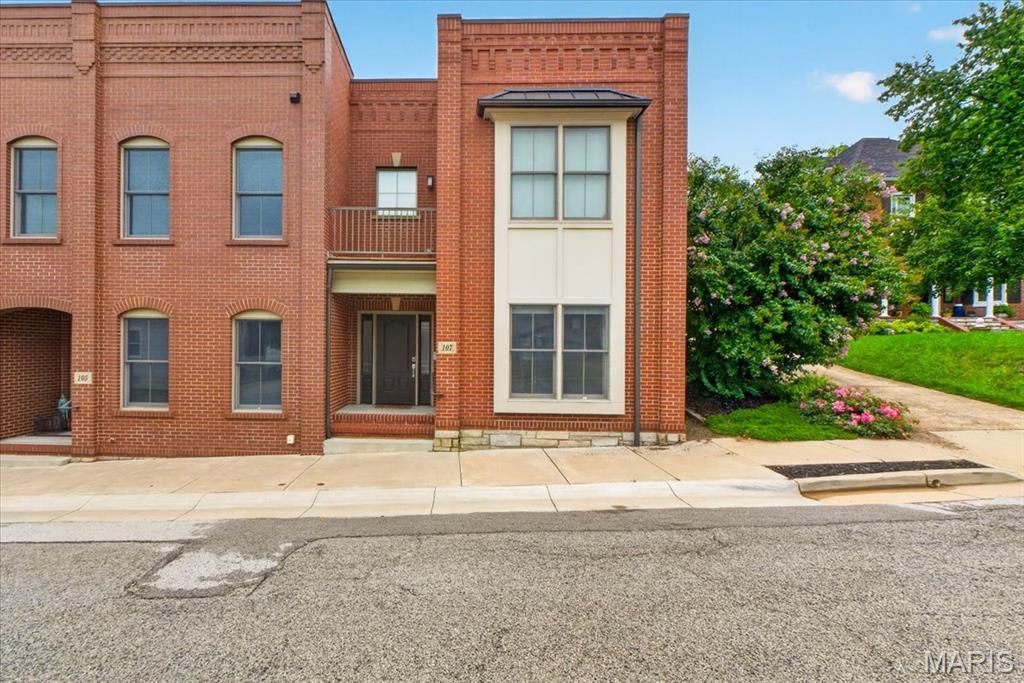 107 E Main Street, Washington, MO 63090
