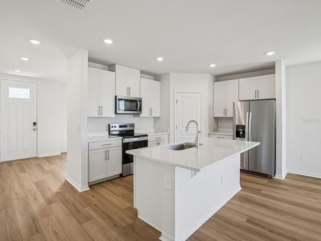 1718 COOLRIDGE PLACE, Zephyrhills, FL 33541