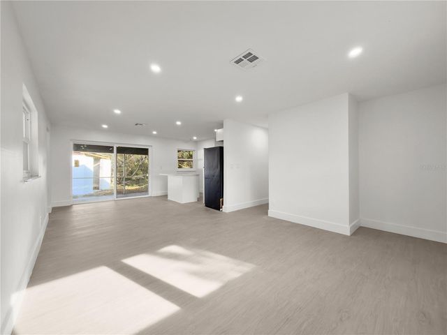 941 KATHY STREET, Daytona Beach, FL 32114