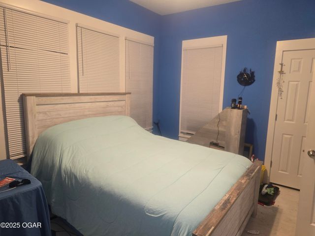 511 S Jackson Avenue, Joplin, MO 64801