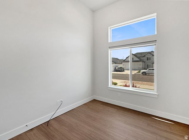 620 E RIVERSIDE WAY, South Weber, UT 84405