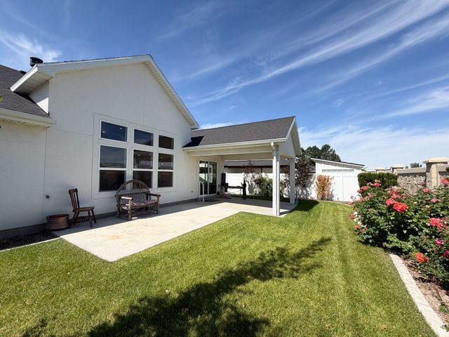 620 E RIVERSIDE WAY, South Weber, UT 84405