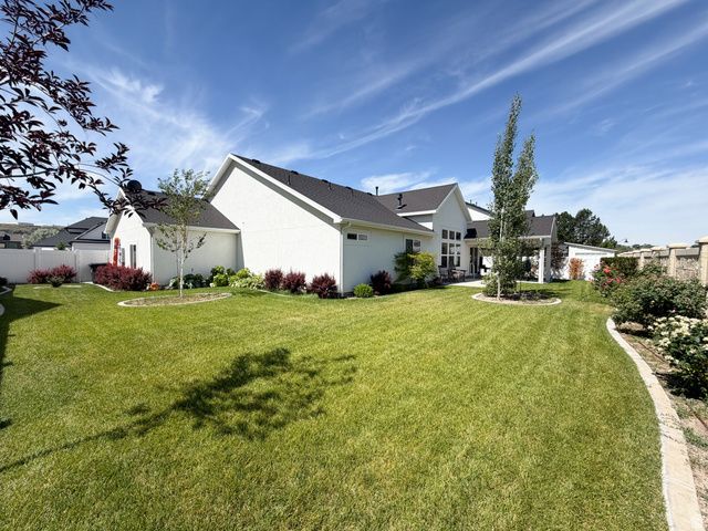 620 E RIVERSIDE WAY, South Weber, UT 84405