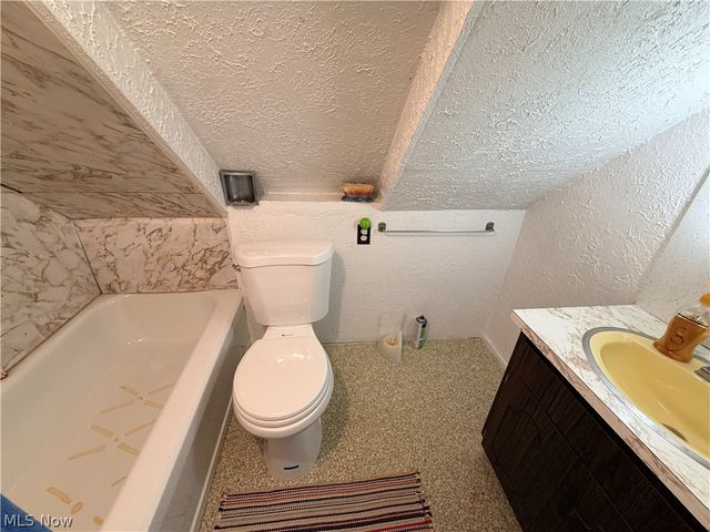 3975 Warrendale Road, South Euclid, OH 44118