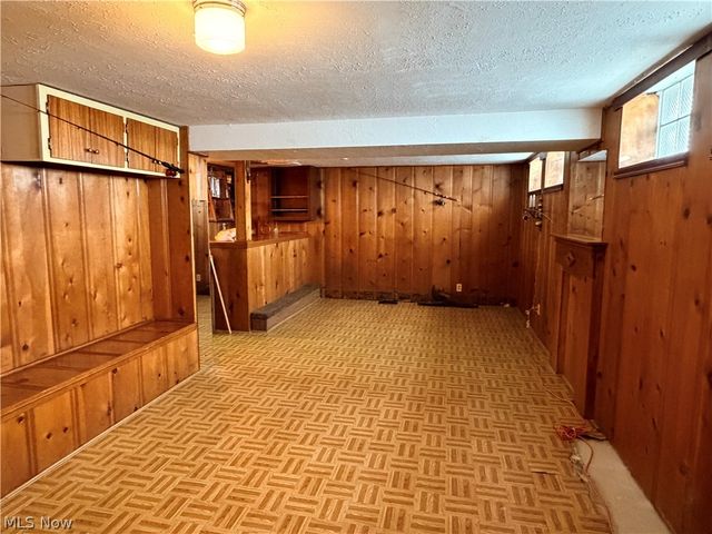 3975 Warrendale Road, South Euclid, OH 44118