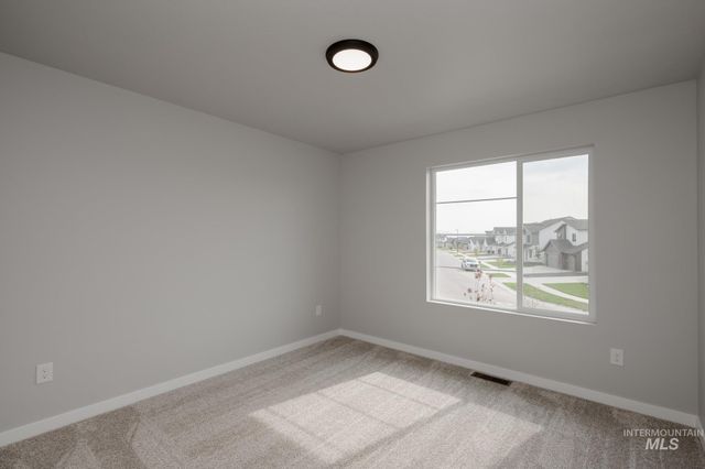 929 N Mirror Creek Way, Meridian, ID 83642