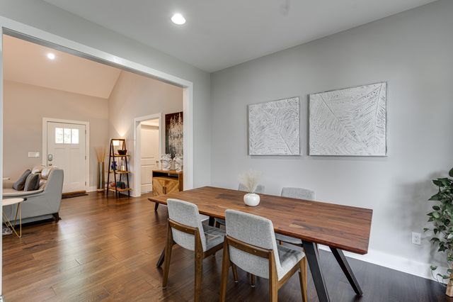 9443 Harris Street, Soddy Daisy, TN 37379