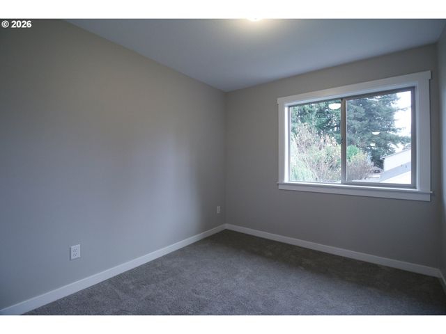 6011 Ne 105TH Ave, Vancouver, WA 98662