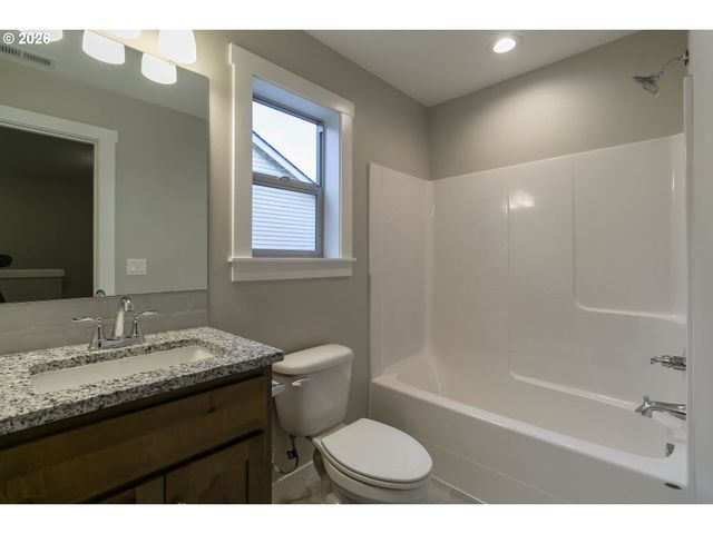 6011 Ne 105TH Ave, Vancouver, WA 98662