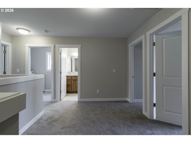 6011 Ne 105TH Ave, Vancouver, WA 98662