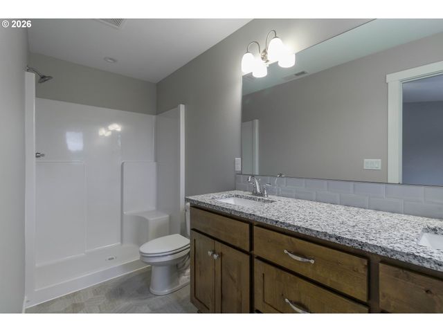 6011 Ne 105TH Ave, Vancouver, WA 98662