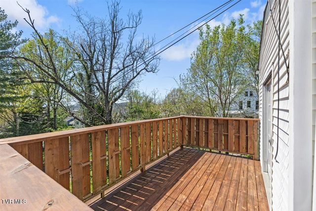 1068 Prospect Avenue, Bristol, VA 24201