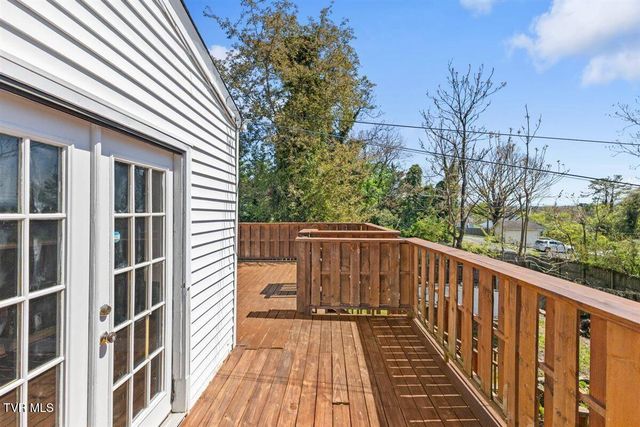 1068 Prospect Avenue, Bristol, VA 24201