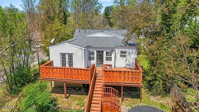 1068 Prospect Avenue, Bristol, VA 24201