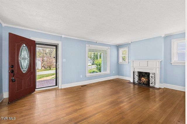 1068 Prospect Avenue, Bristol, VA 24201