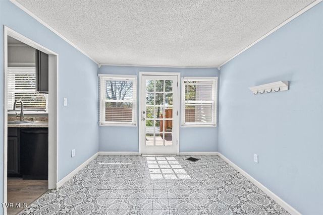 1068 Prospect Avenue, Bristol, VA 24201
