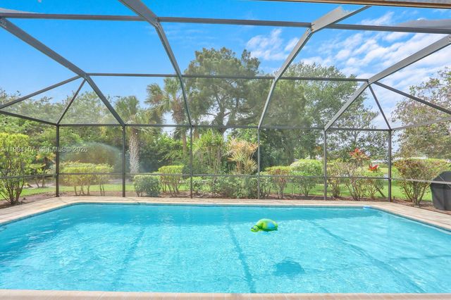 3482 SE Court Drive, Stuart, FL 34997
