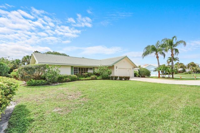 3482 SE Court Drive, Stuart, FL 34997