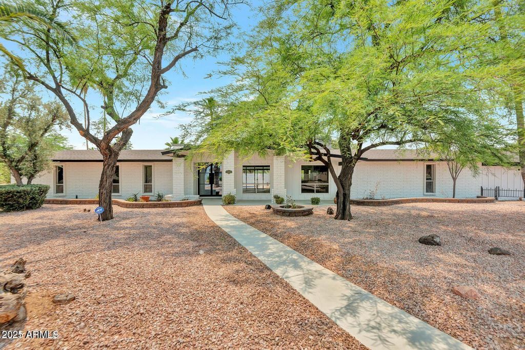 10038 N 58TH Place, Paradise Valley, AZ 85253