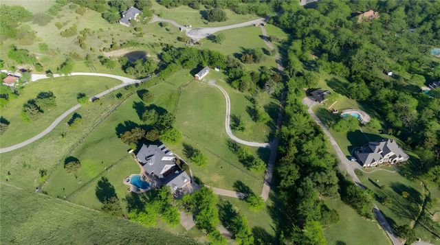 705 W Hill Drive, Aledo, TX 76008