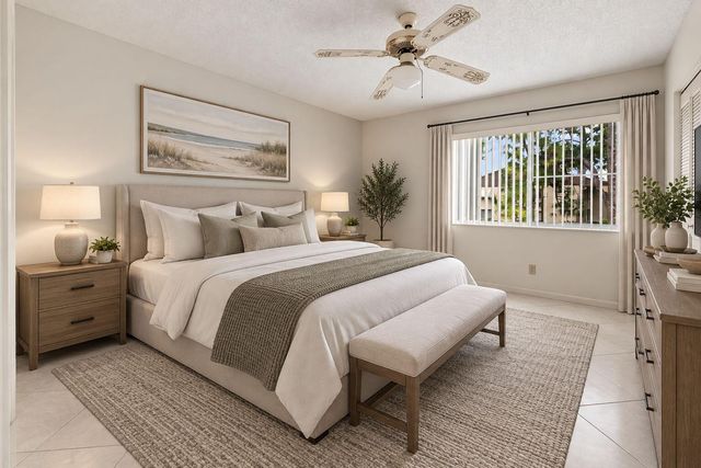 324 KNOTTY PINE Circle B-2, Greenacres, FL 33463