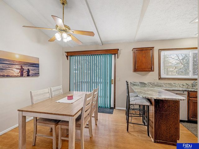 1104 Patricia Drive, Papillion, NE 68046