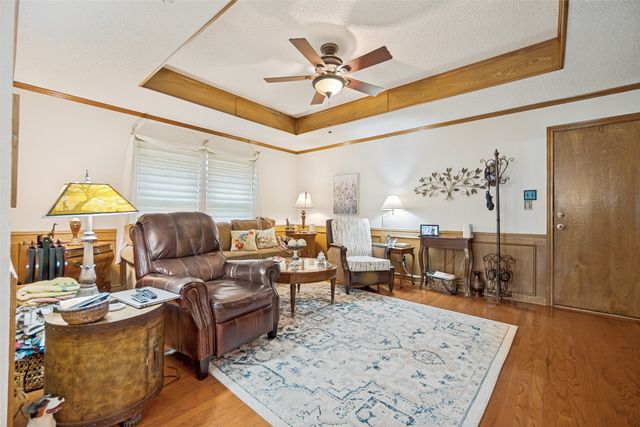 4609 Silverthorn Drive, Mesquite, TX 75150