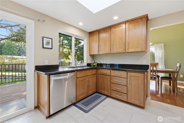 29819 5th Avenue SW, Federal Way, WA 98023