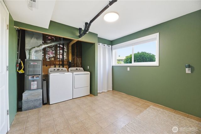 29819 5th Avenue SW, Federal Way, WA 98023