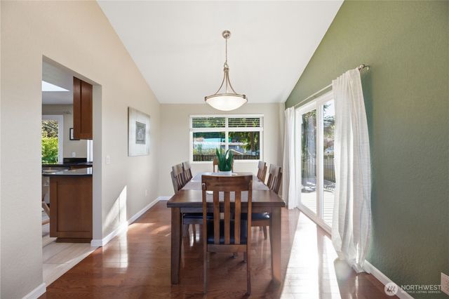 29819 5th Avenue SW, Federal Way, WA 98023