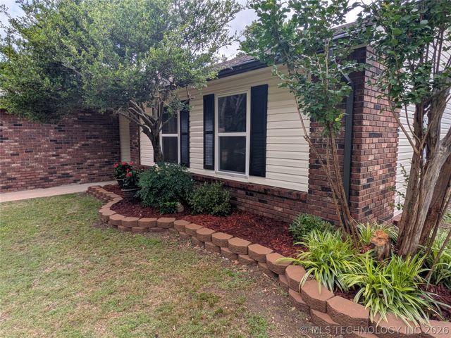 9221 S 92nd East Avenue, Tulsa, OK 74133