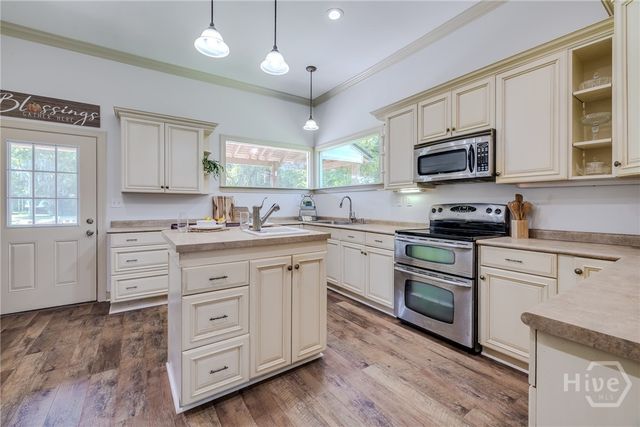 195 Railroad Street, Meldrim, GA 31318