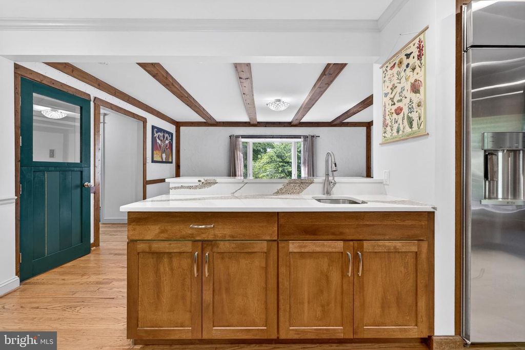 Image 11 of property listing at 1917 MERRIFIELDS DR, Silver Spring, MD 20906