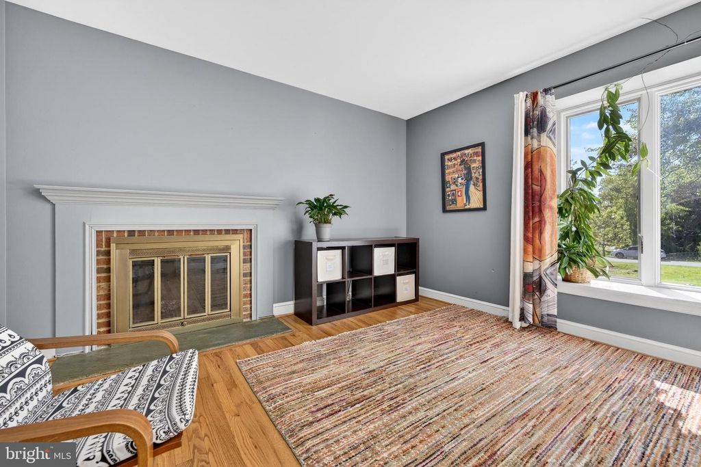 Image 23 of property listing at 1917 MERRIFIELDS DR, Silver Spring, MD 20906