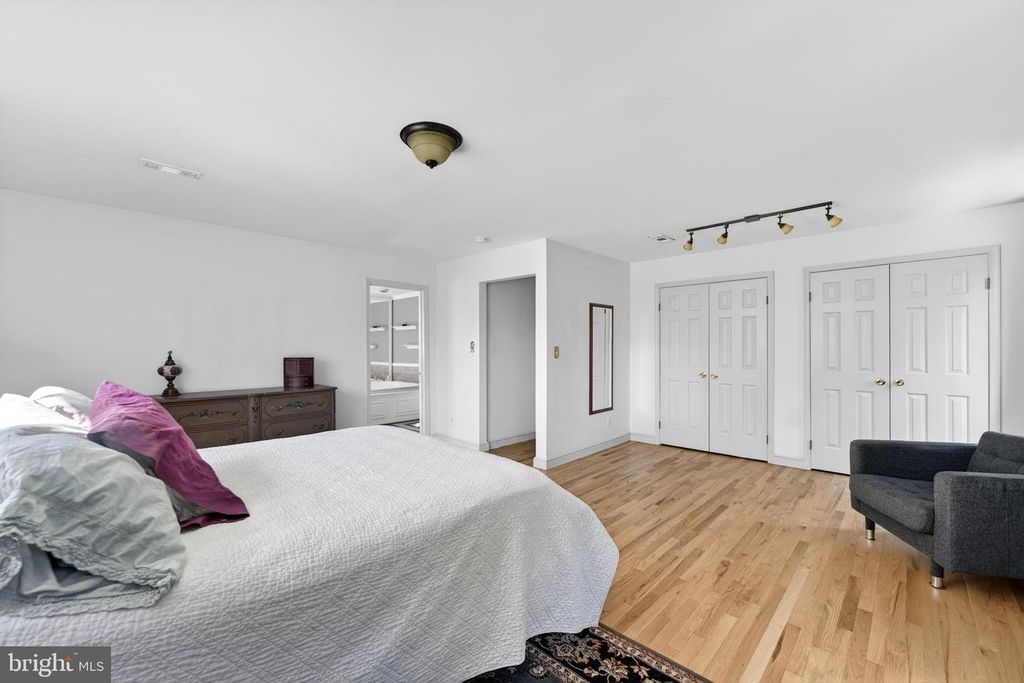 Image 26 of property listing at 1917 MERRIFIELDS DR, Silver Spring, MD 20906