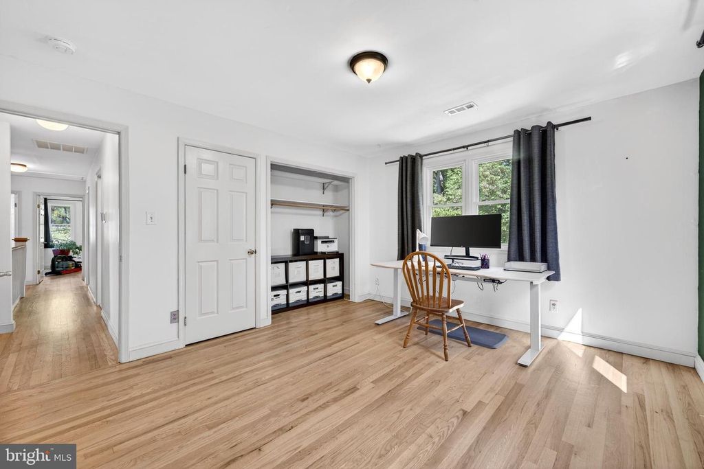 Image 33 of property listing at 1917 MERRIFIELDS DR, Silver Spring, MD 20906