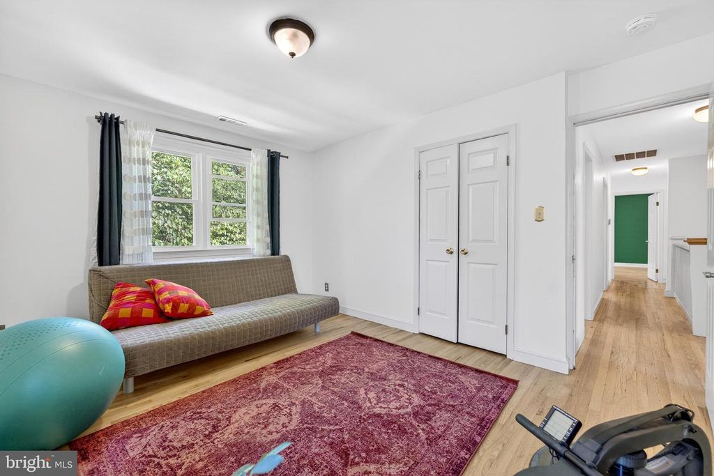 Image 35 of property listing at 1917 MERRIFIELDS DR, Silver Spring, MD 20906