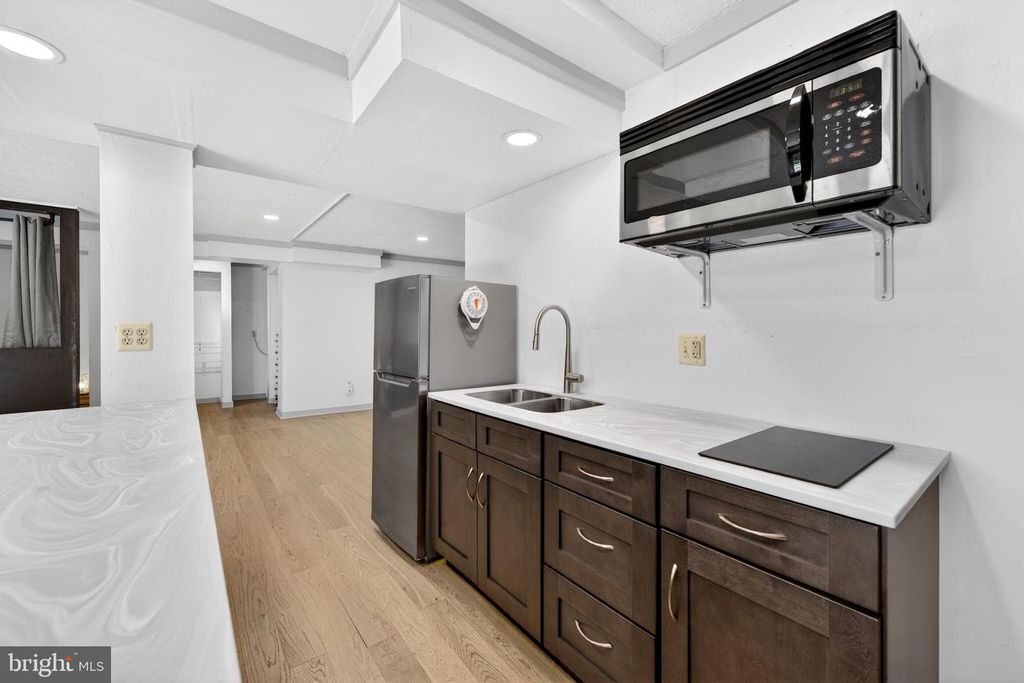 Image 41 of property listing at 1917 MERRIFIELDS DR, Silver Spring, MD 20906