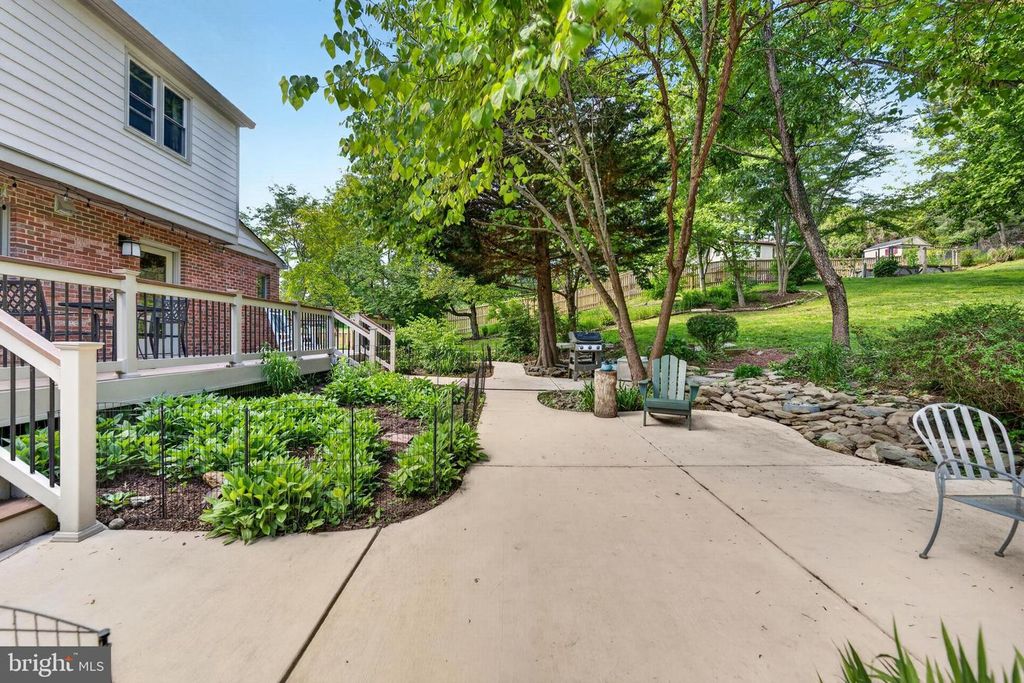 Image 57 of property listing at 1917 MERRIFIELDS DR, Silver Spring, MD 20906