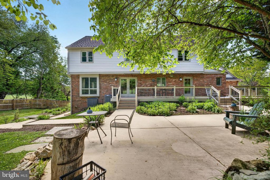 Image 58 of property listing at 1917 MERRIFIELDS DR, Silver Spring, MD 20906