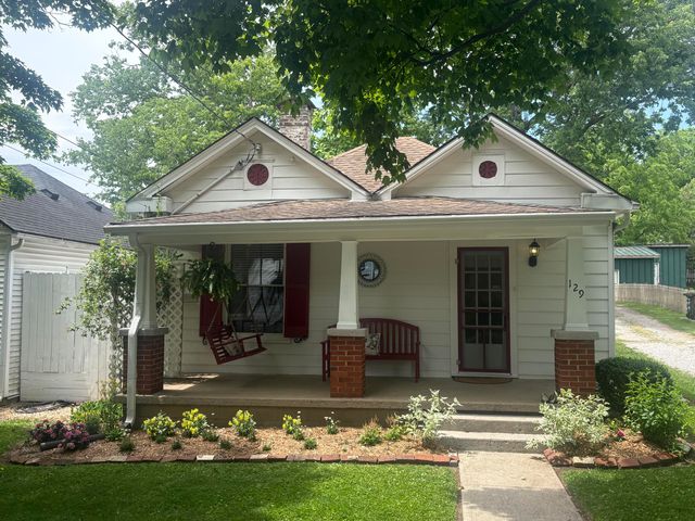 129 S Gratz Street, Midway, KY 40347