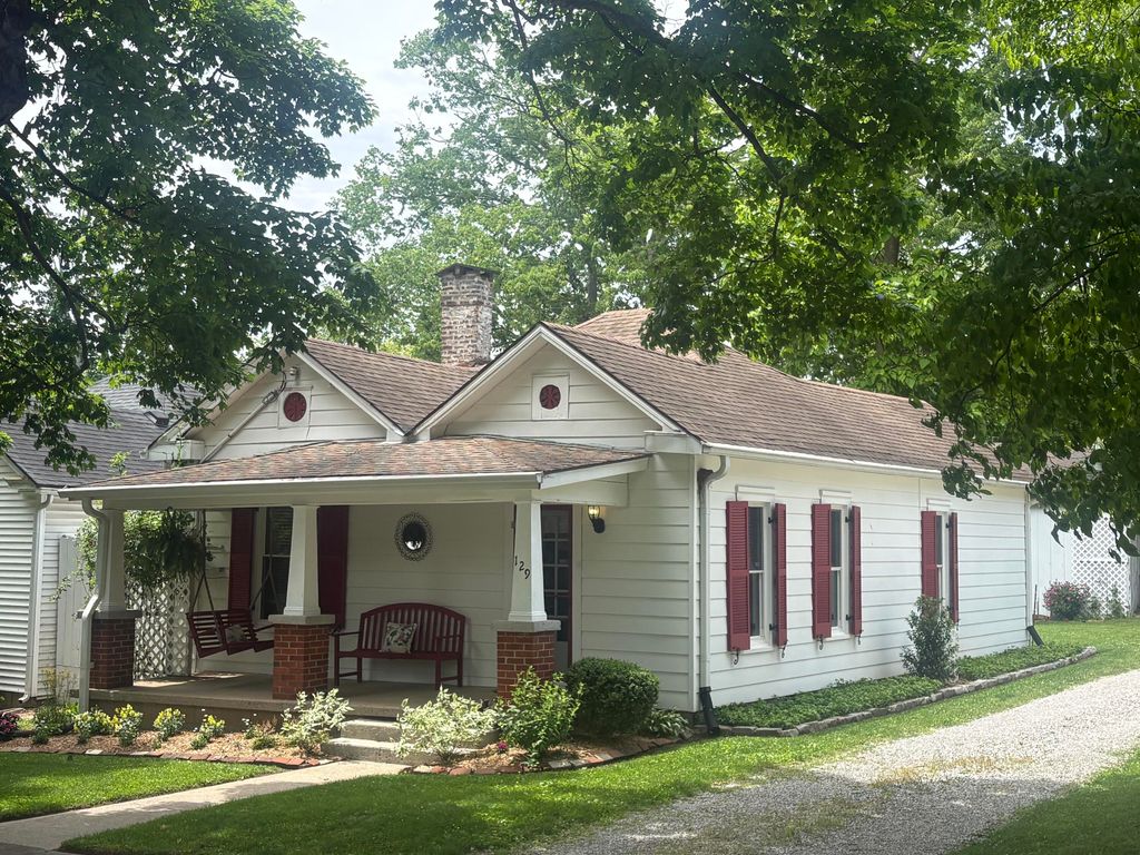 129 S Gratz Street, Midway, KY 40347