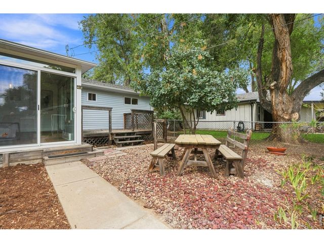 1038 Aspen St, Longmont, CO 80501