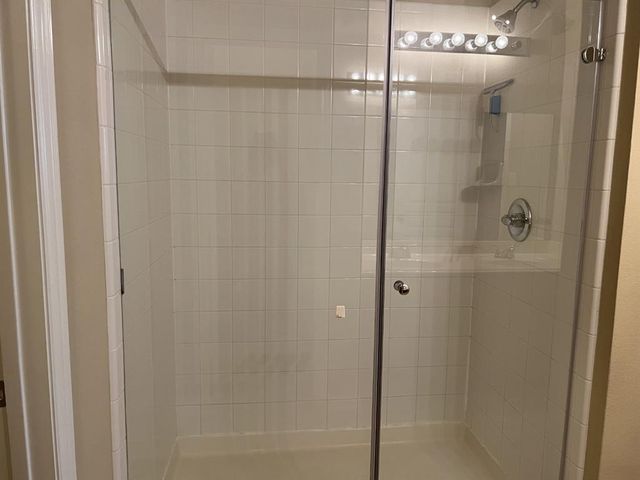 228 Shoshone Ridge Drive, La Marque, TX 77568