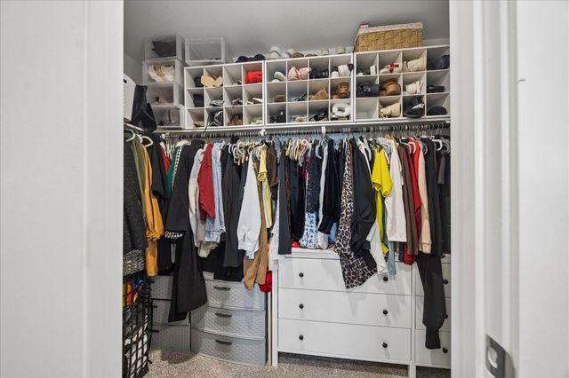 3034 Crown Gate Drive, Houston, TX 77047