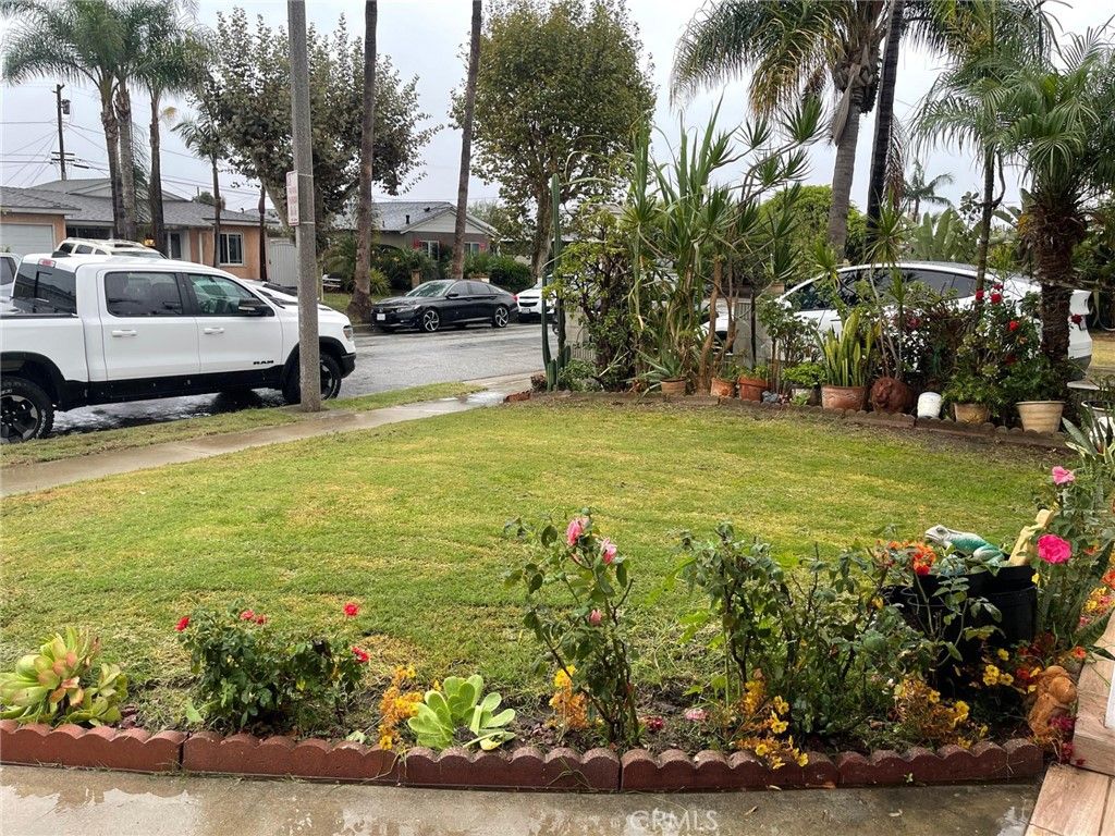 23327 Orchard, Carson, CA 90745 — exterior