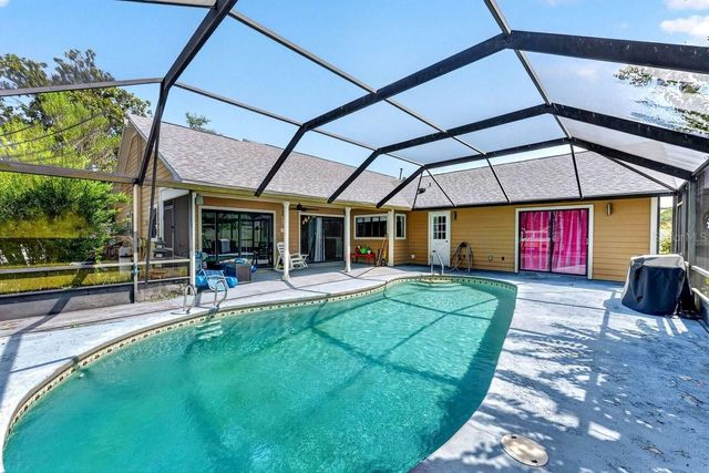19 BIG DIPPER LANE, Palm Coast, FL 32137