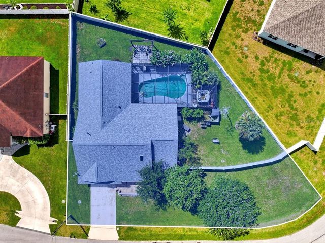 19 BIG DIPPER LANE, Palm Coast, FL 32137