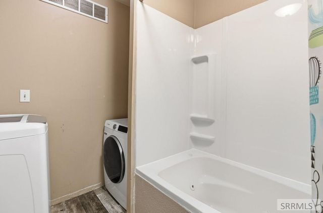 240 Topaz, Blackfoot, ID 83221